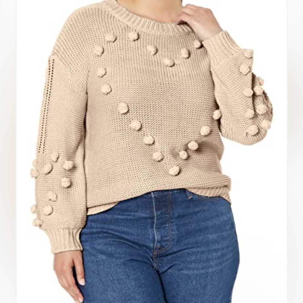 113. Women’s Chunky Heart Knit Long Sleeve Top - Picture 1 of 4